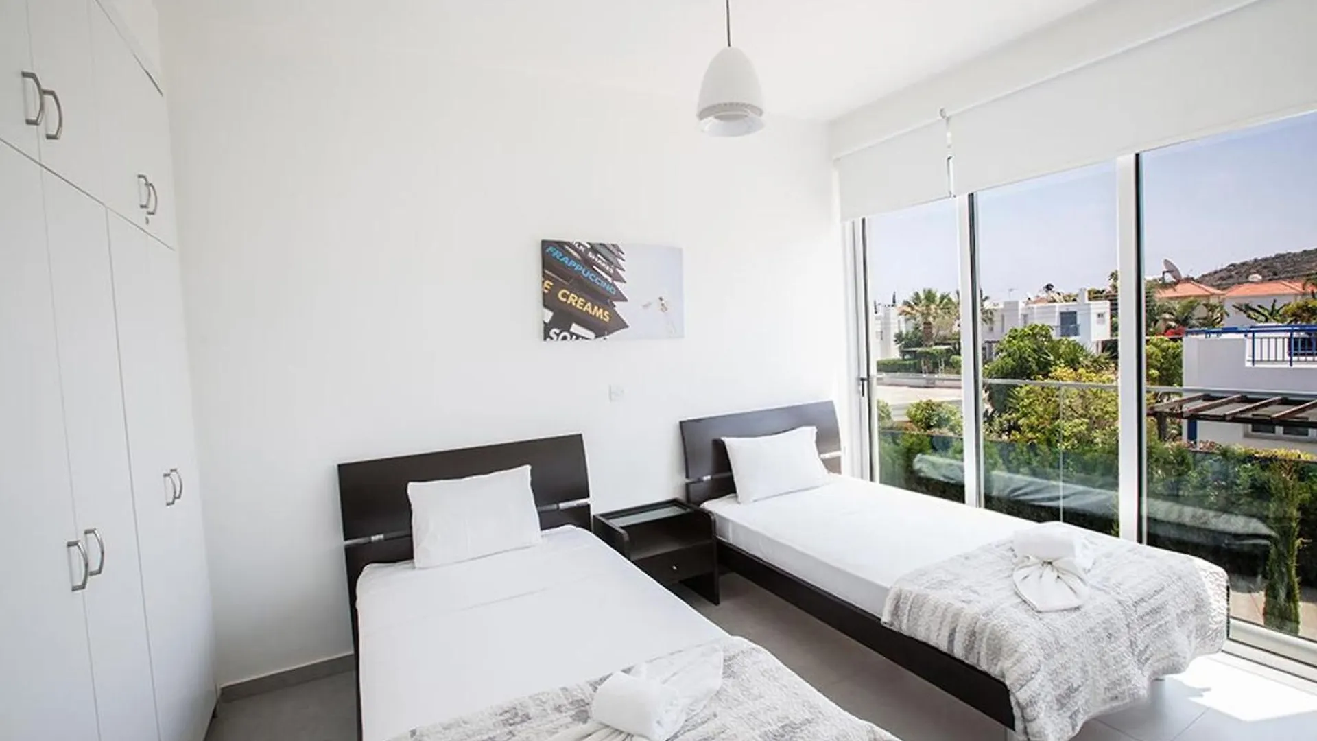 Villa Ochosto Helios - Beautiful 5 Bedroom Protaras Villa - Walking Distance To Fig Tree Bay Beach