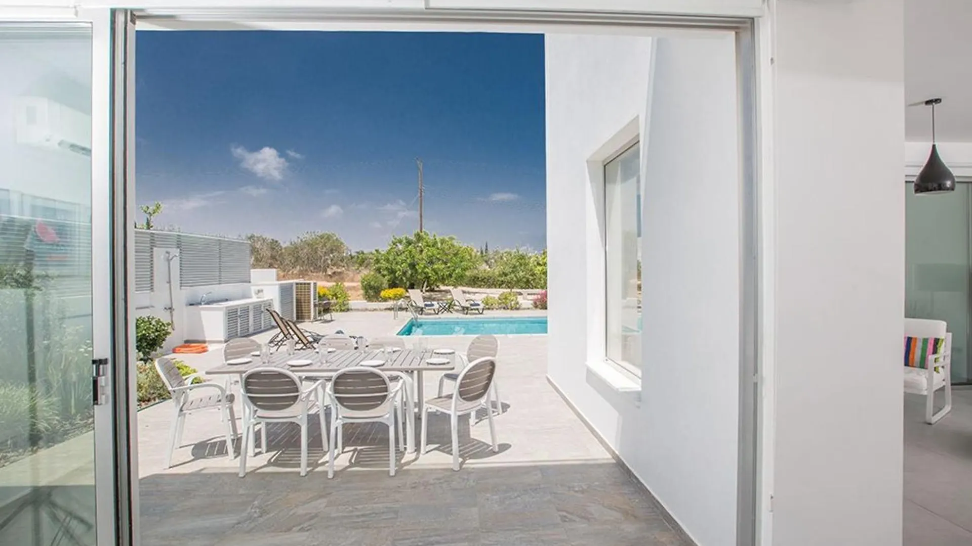Villa Ochosto Helios - Beautiful 5 Bedroom Protaras Villa - Walking Distance To Fig Tree Bay Beach